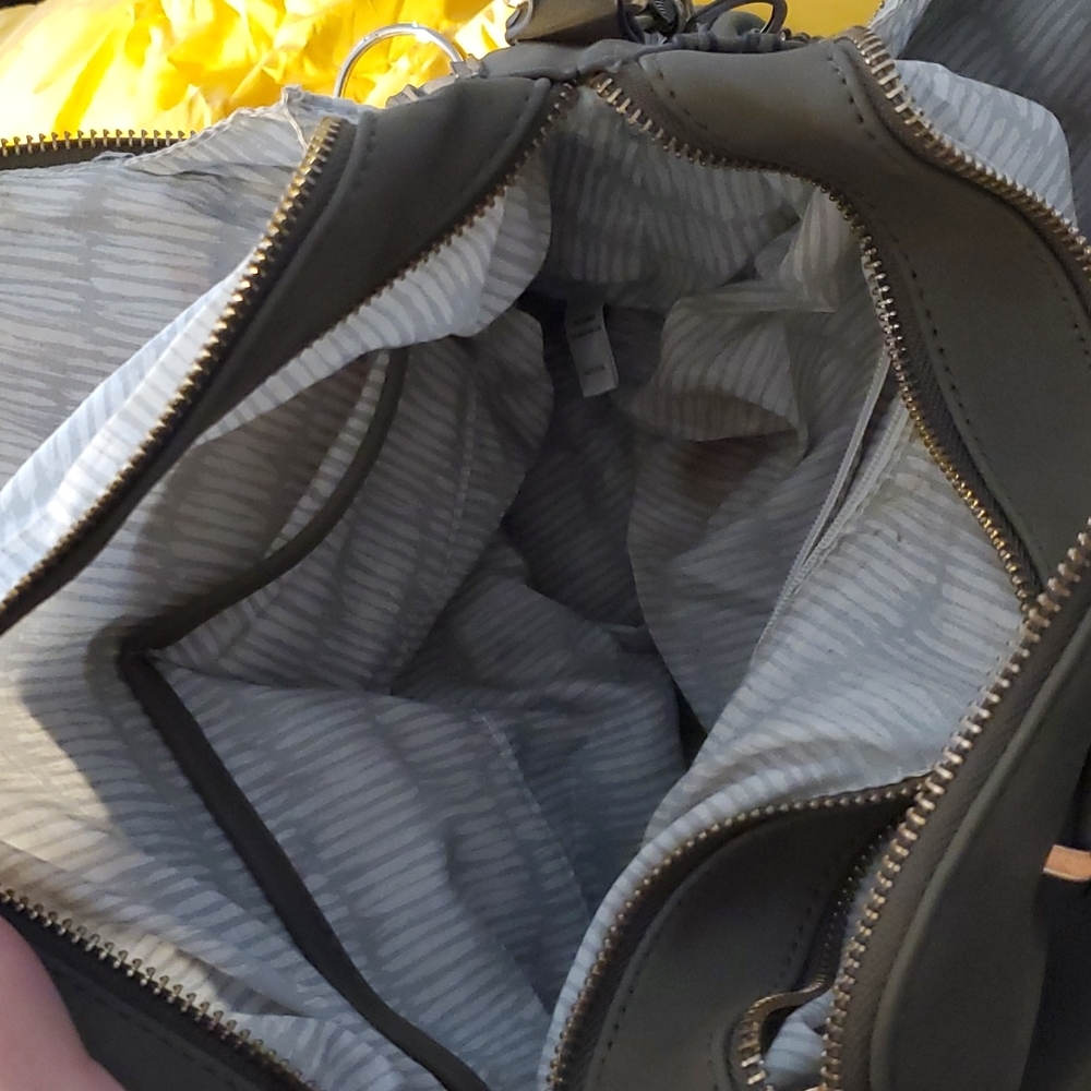 Purse - Picture 5 of 6